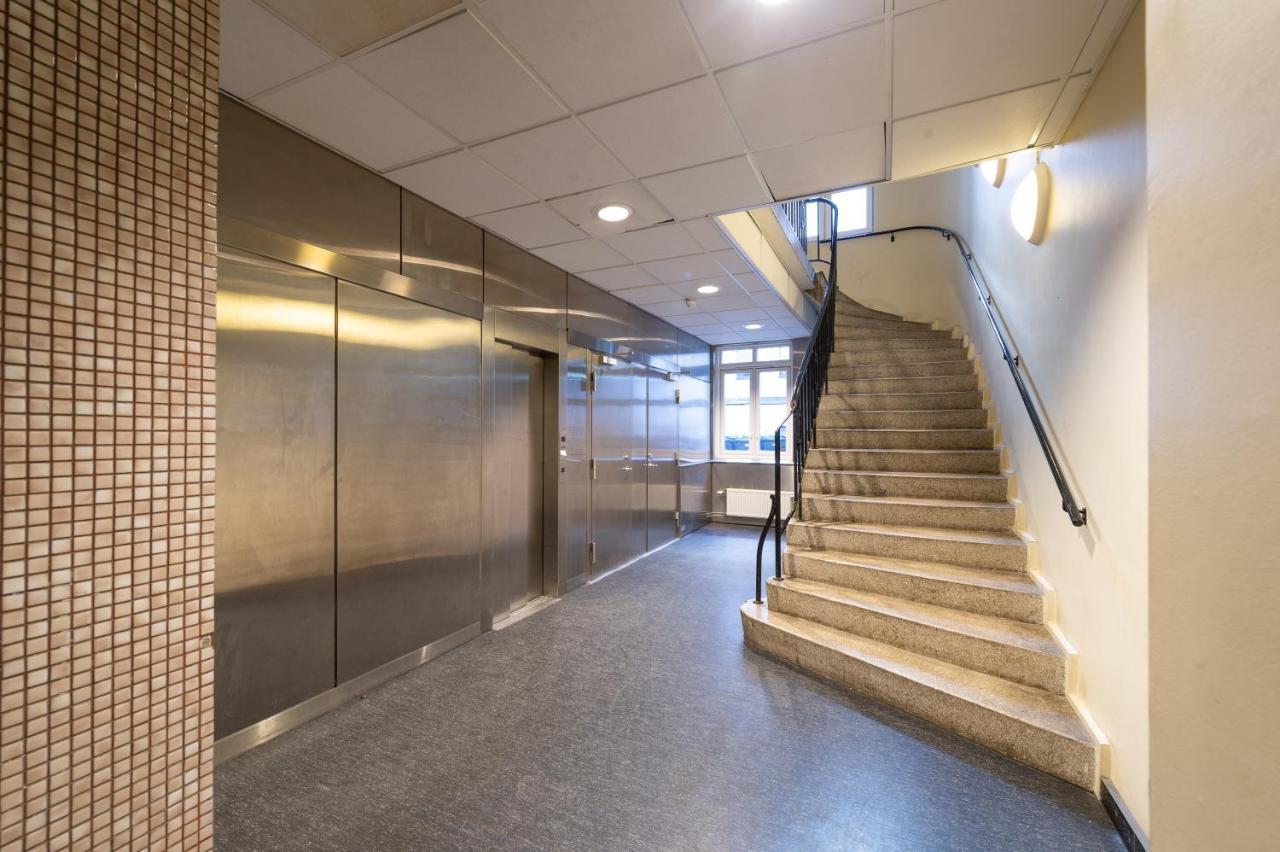 Nordic Host - Dronningens Gate 12 Apartment Oslo Bagian luar foto
